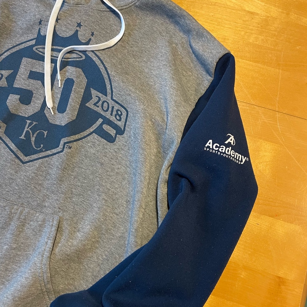 Men’s Kansas City Royals Hoodie Size XL - Picture 3 of 9